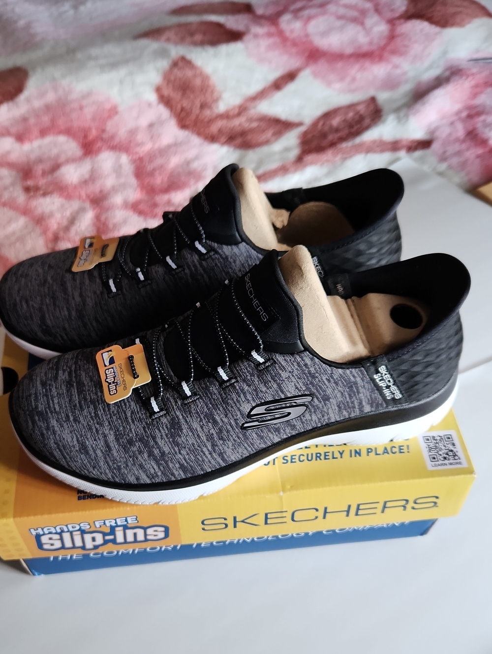 Skechers Men's Black Heathered Slip-On Athletic Sneakers